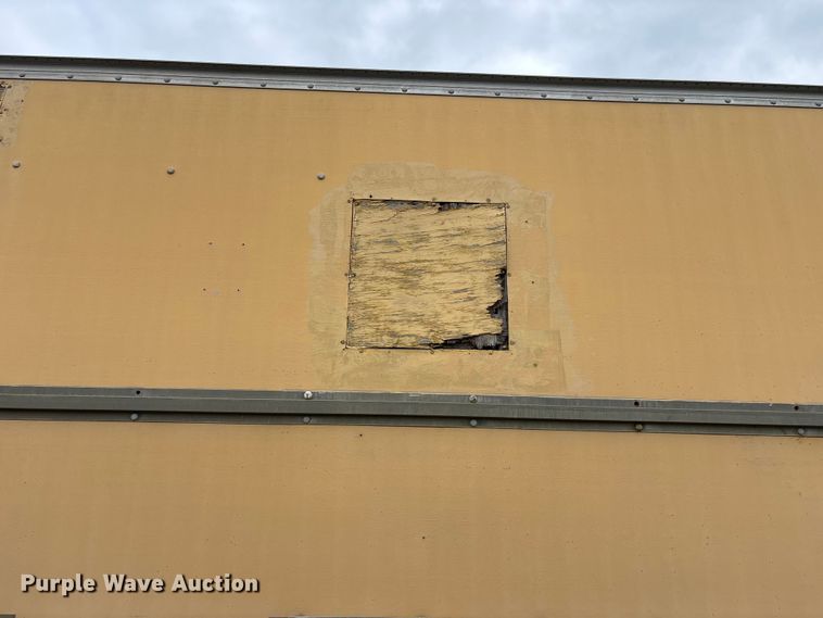 image for item FH7027 2006 GMC C7500 box truck