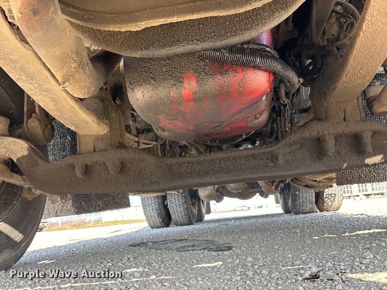 image for item FH7031 2014 Kenworth T800 semi truck