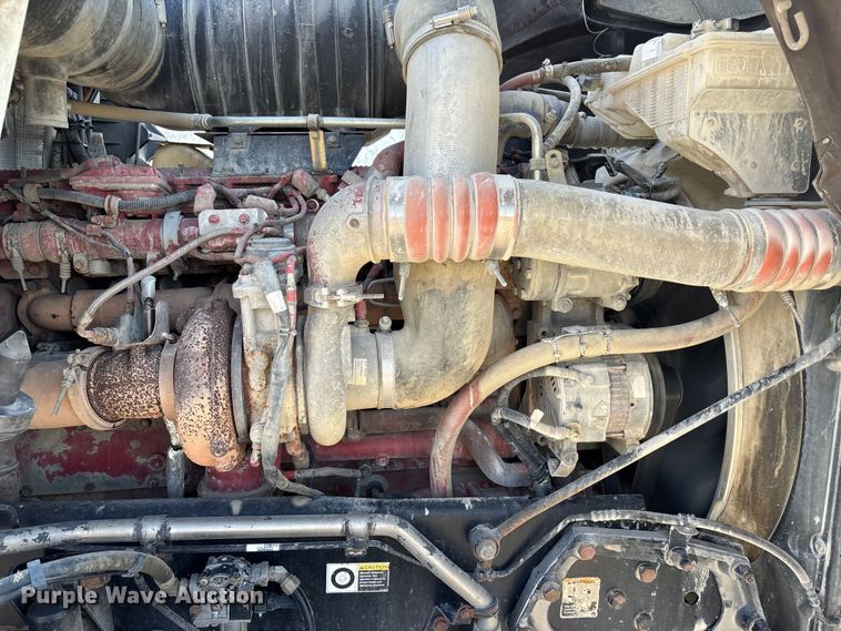 image for item FH7031 2014 Kenworth T800 semi truck