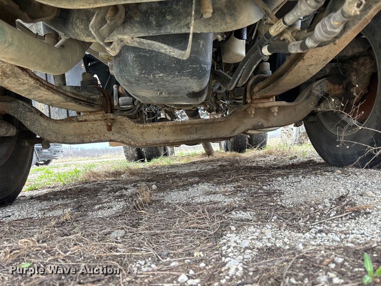 image for item FH7033 2016 Mack CXU613 semi truck