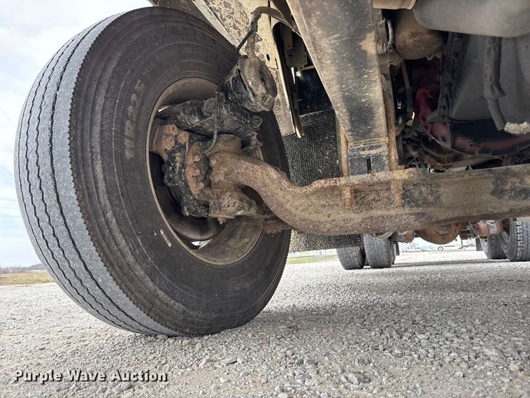 image for item FH7036 2020 Kenworth T800 semi truck