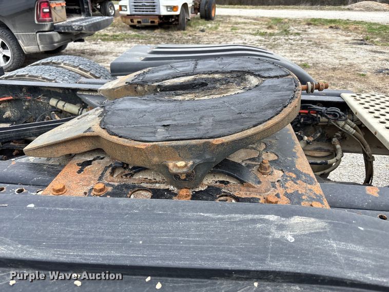 image for item FH7036 2020 Kenworth T800 semi truck