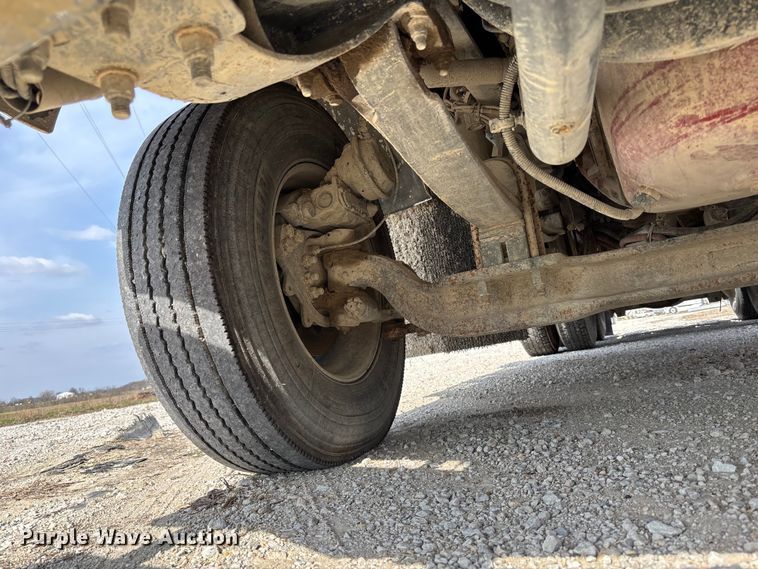 image for item FH7037 2020 Kenworth T8 Series semi truck