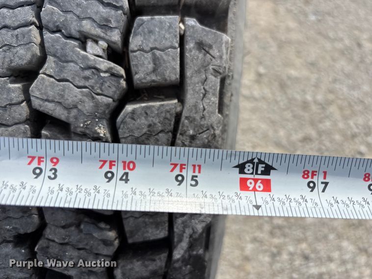 image for item FH7037 2020 Kenworth T8 Series semi truck