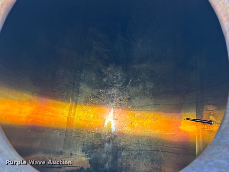 image for item FH7044 1996 Walker Stainless tank trailer