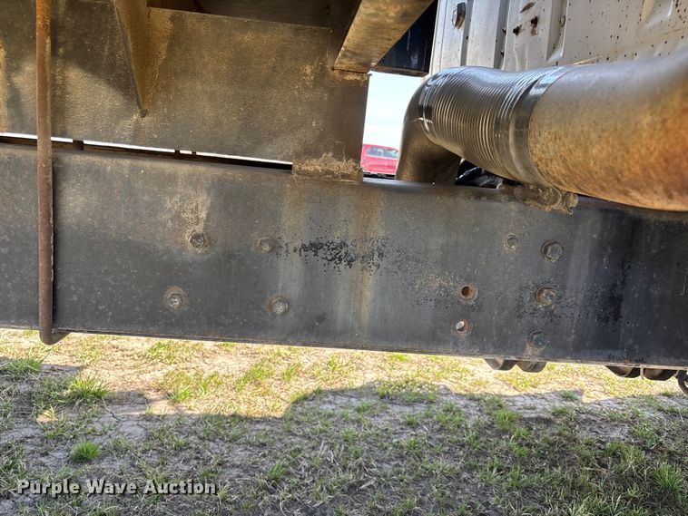 image for item FI0850 1980 Ford 9000 flatbed truck