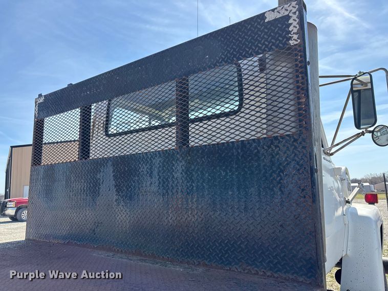 image for item FI0850 1980 Ford 9000 flatbed truck