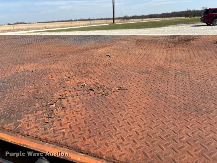 image for item FI0850 1980 Ford 9000 flatbed truck