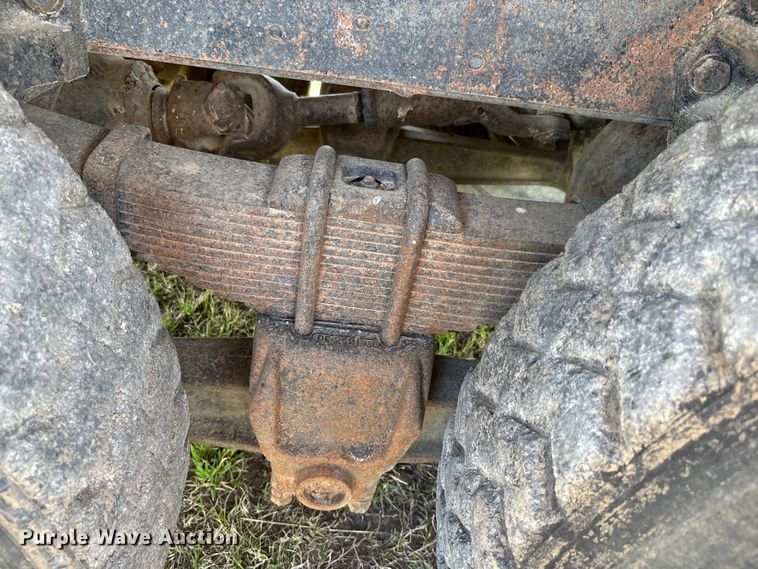 image for item FI0850 1980 Ford 9000 flatbed truck