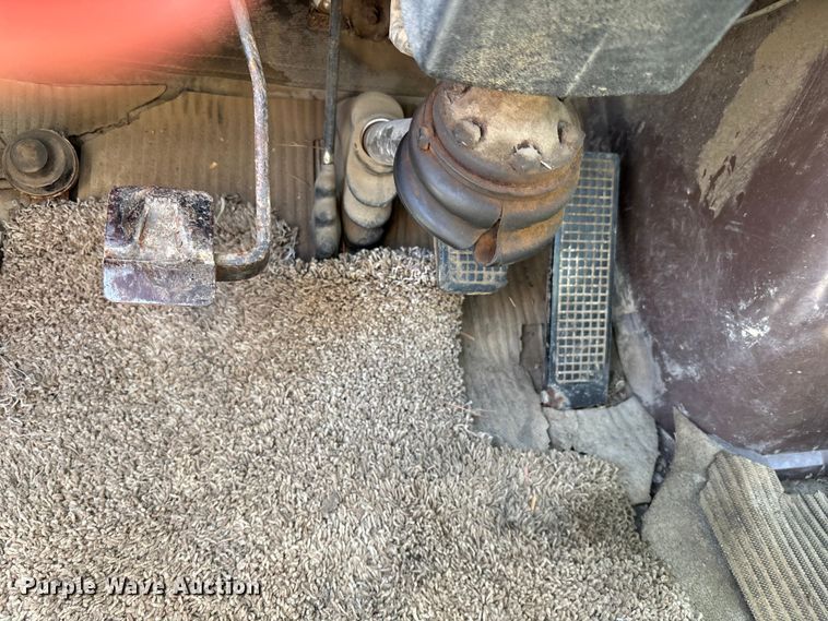 image for item FI0850 1980 Ford 9000 flatbed truck