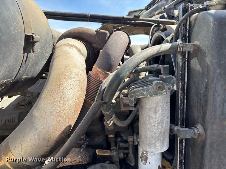 image for item FI0850 1980 Ford 9000 flatbed truck