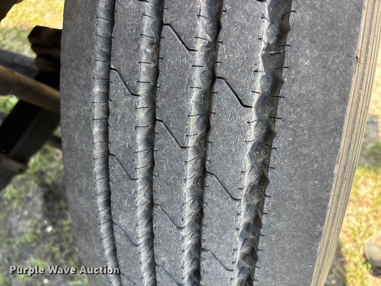 image for item FI0850 1980 Ford 9000 flatbed truck