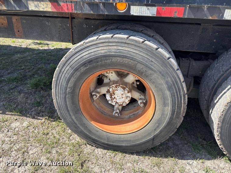 image for item FI0850 1980 Ford 9000 flatbed truck