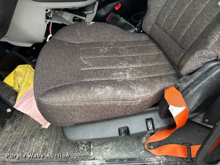 image for item FK1271 2025 Peterbilt 579 semi truck