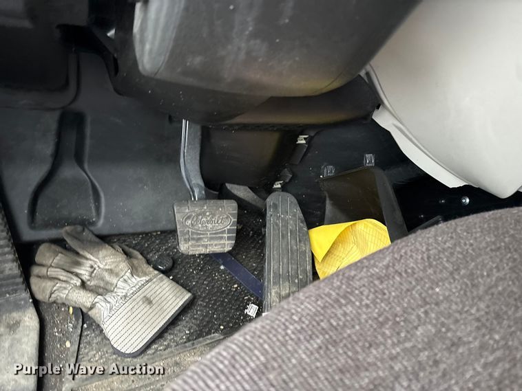 image for item FK1271 2025 Peterbilt 579 semi truck