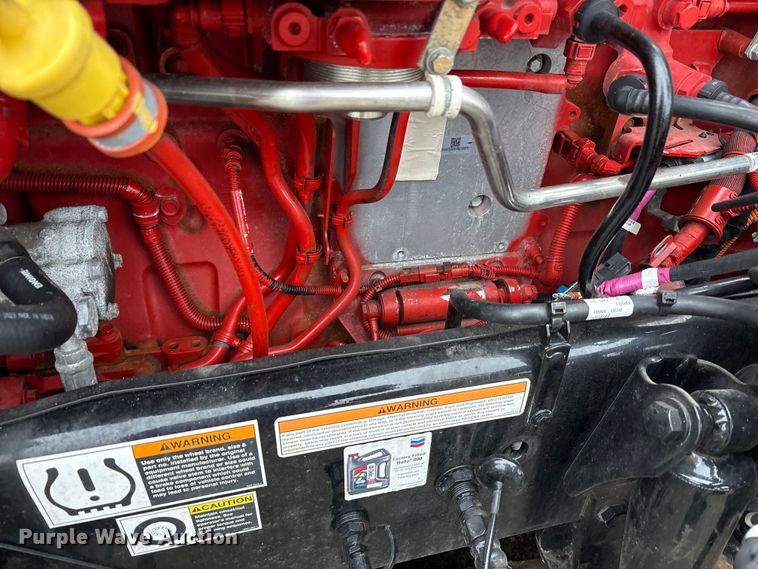 image for item FK1271 2025 Peterbilt 579 semi truck