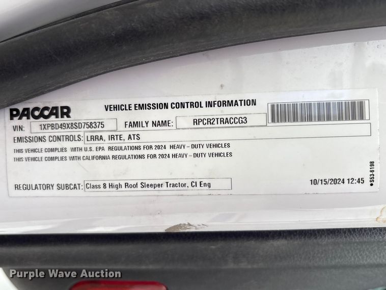 image for item FK1271 2025 Peterbilt 579 semi truck