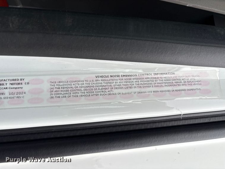 image for item FK1271 2025 Peterbilt 579 semi truck