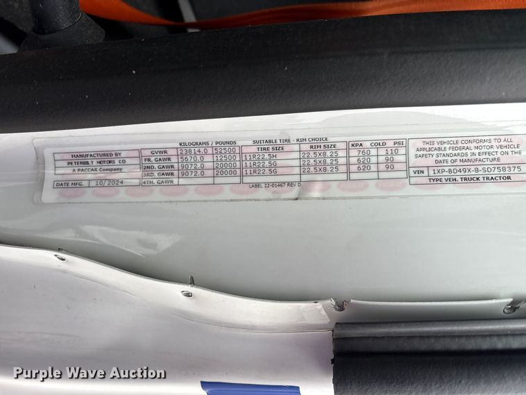 image for item FK1271 2025 Peterbilt 579 semi truck