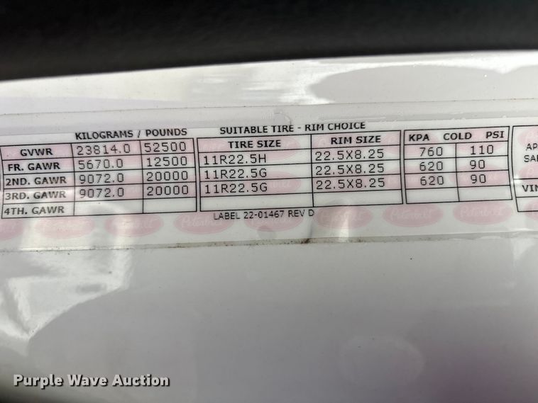 image for item FK1271 2025 Peterbilt 579 semi truck