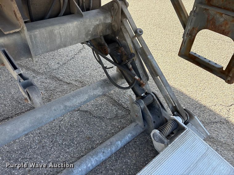 image for item FK1272 2016 Freightliner Business Class M2 refrigerated truck