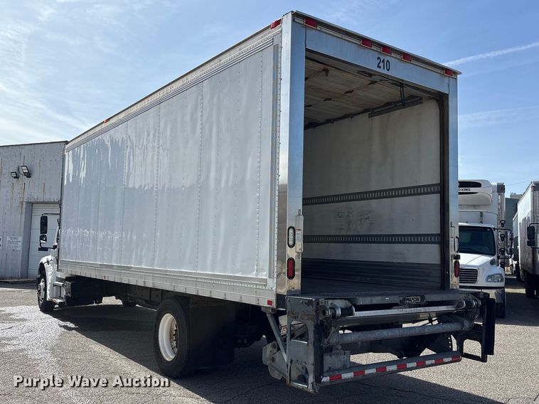 image for item FK1272 2016 Freightliner Business Class M2 refrigerated truck