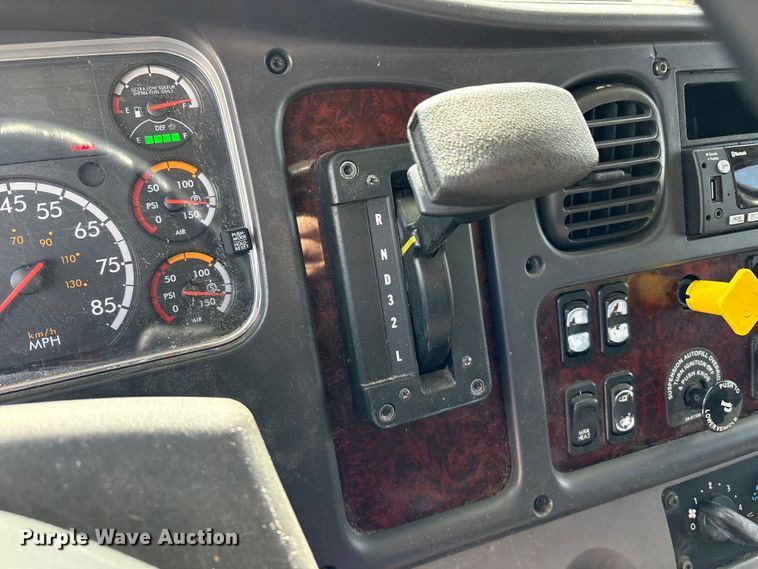 image for item FK1272 2016 Freightliner Business Class M2 refrigerated truck