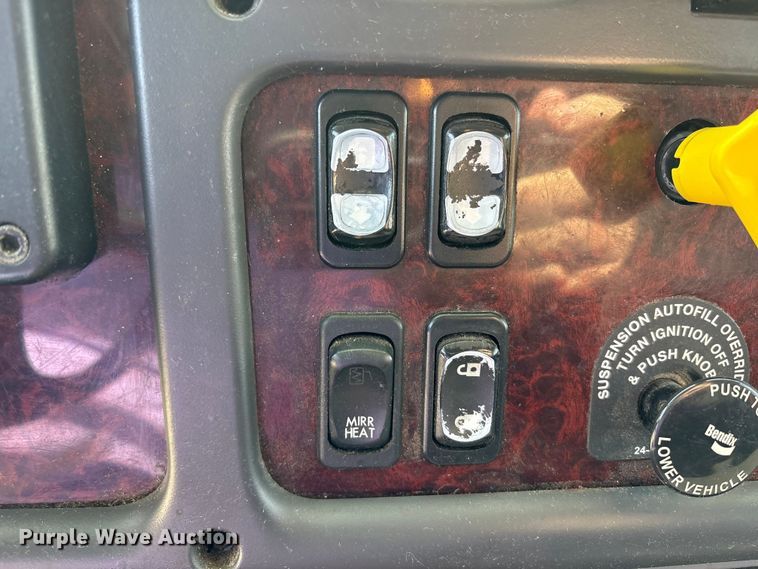 image for item FK1272 2016 Freightliner Business Class M2 refrigerated truck