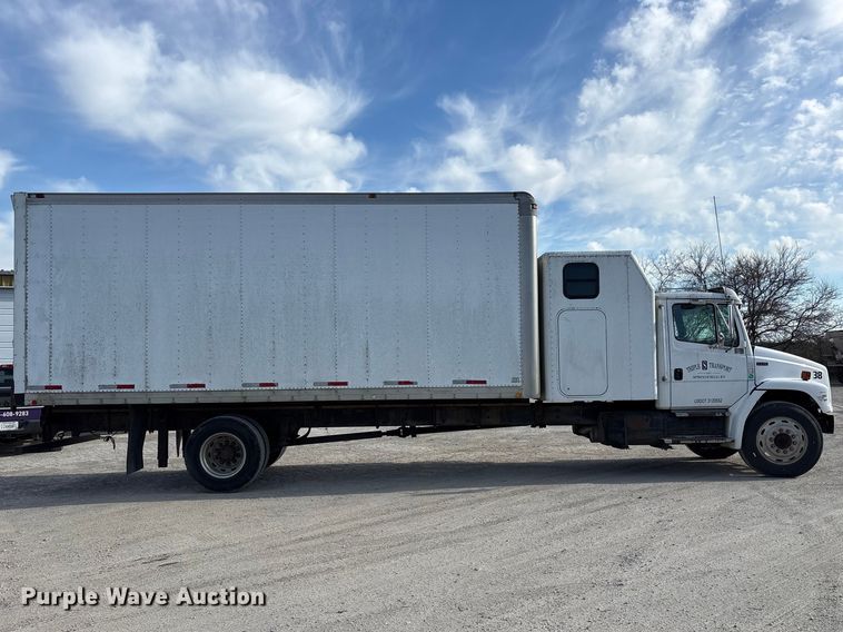 image for item FK1292 1997 Freightliner FL70 box truck