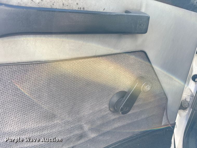 image for item FK1292 1997 Freightliner FL70 box truck