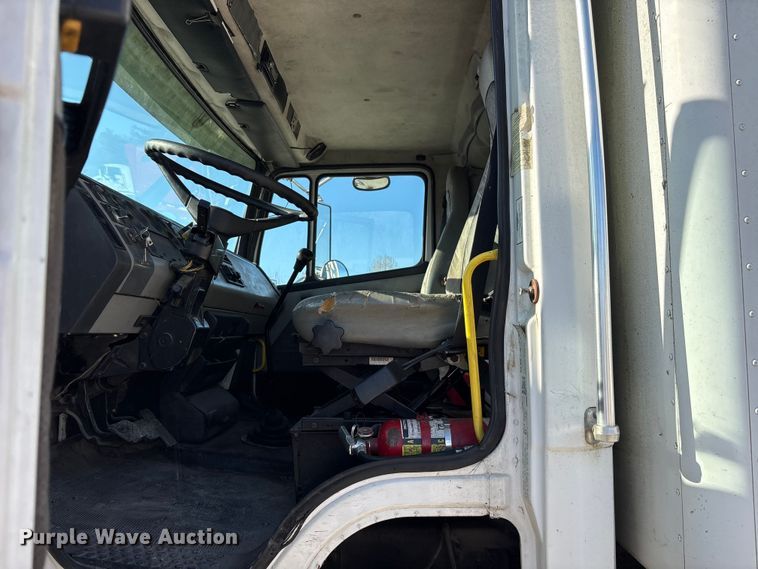 image for item FK1292 1997 Freightliner FL70 box truck