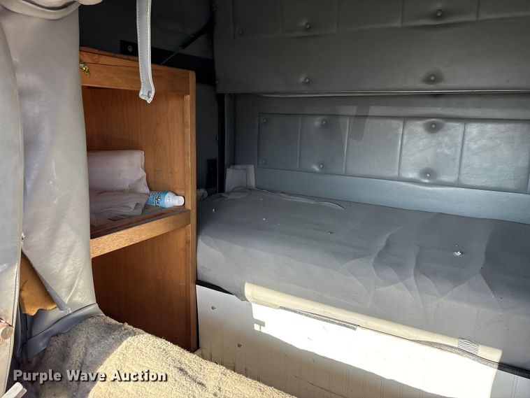 image for item FK1292 1997 Freightliner FL70 box truck