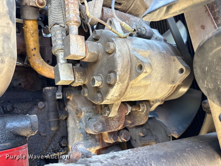 image for item FK1292 1997 Freightliner FL70 box truck