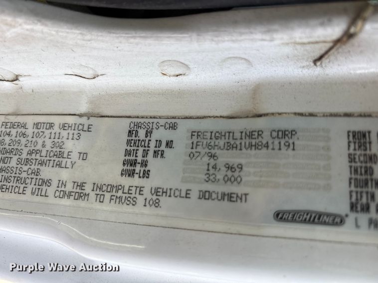 image for item FK1292 1997 Freightliner FL70 box truck