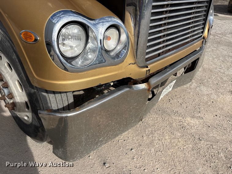 image for item FK1293 2006 Freightliner Coronado semi truck