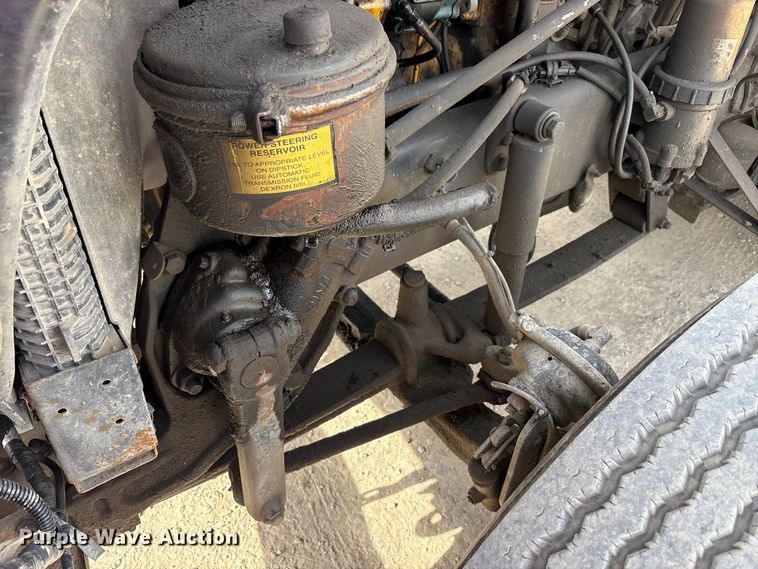 image for item FK1293 2006 Freightliner Coronado semi truck