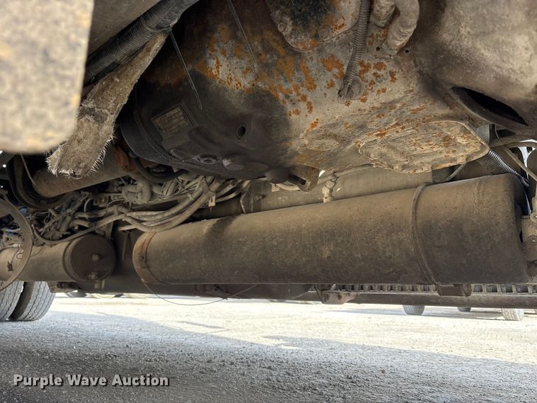 image for item FK1293 2006 Freightliner Coronado semi truck