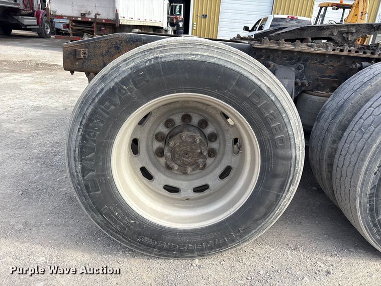 image for item FK1293 2006 Freightliner Coronado semi truck