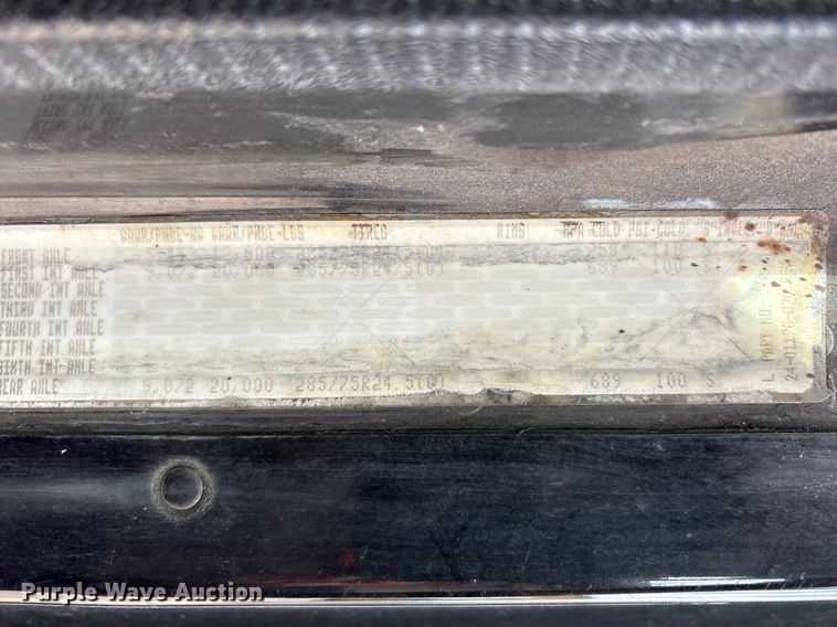 image for item FK1293 2006 Freightliner Coronado semi truck