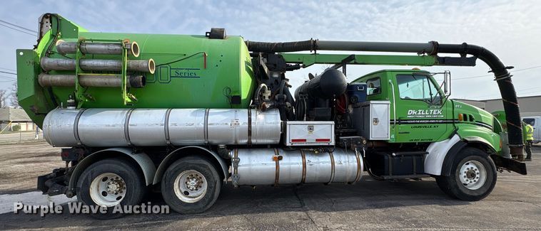 image for item FK1294 2004 Sterling L9500 vacuum truck