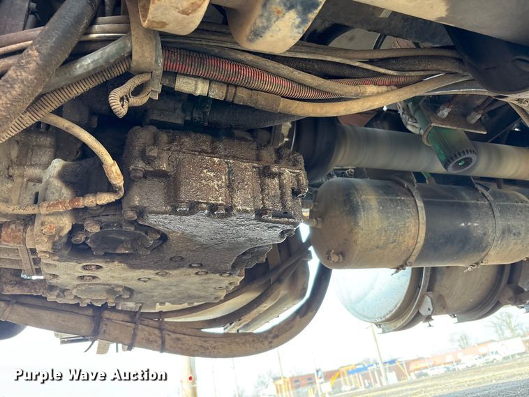 image for item FK1294 2004 Sterling L9500 vacuum truck