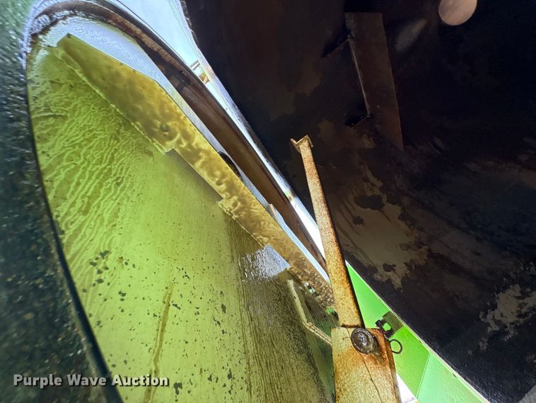 image for item FK1294 2004 Sterling L9500 vacuum truck