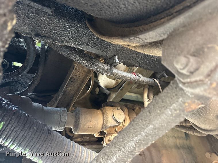 image for item FK1294 2004 Sterling L9500 vacuum truck