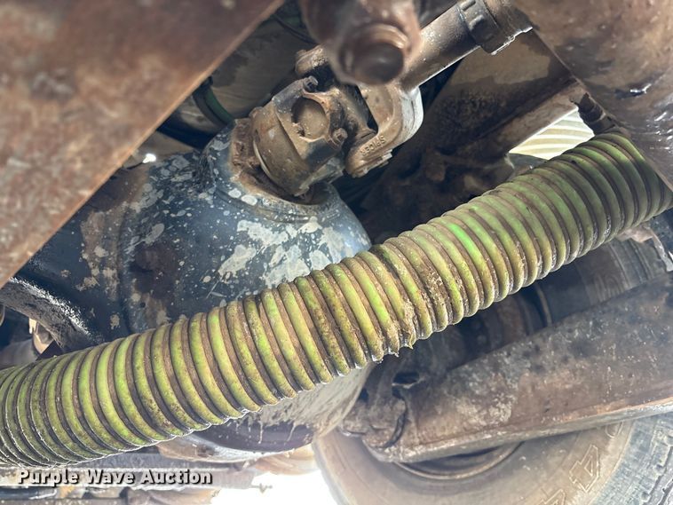 image for item FK1294 2004 Sterling L9500 vacuum truck