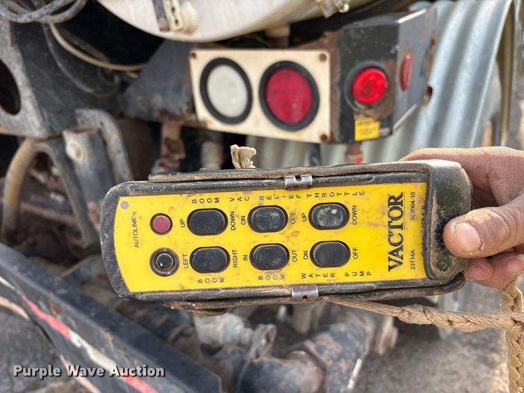 image for item FK1294 2004 Sterling L9500 vacuum truck