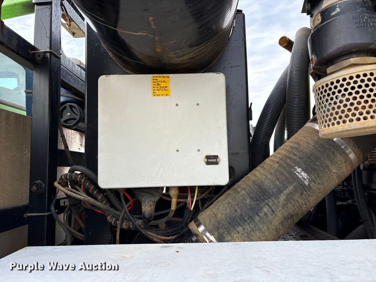 image for item FK1294 2004 Sterling L9500 vacuum truck