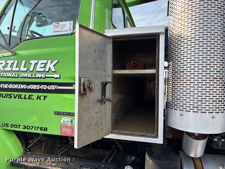 image for item FK1294 2004 Sterling L9500 vacuum truck