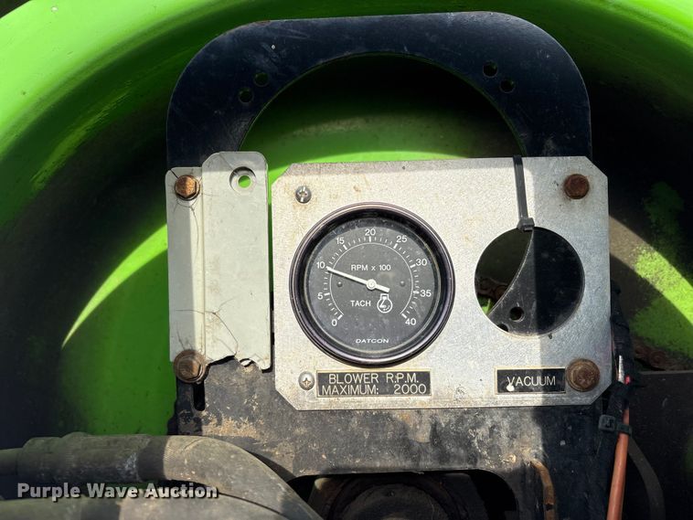 image for item FK1294 2004 Sterling L9500 vacuum truck