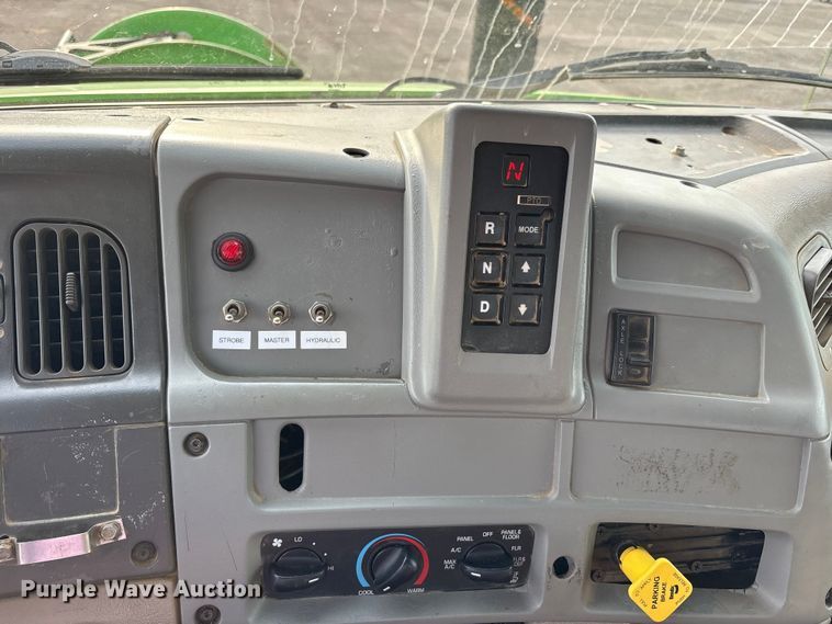 image for item FK1294 2004 Sterling L9500 vacuum truck