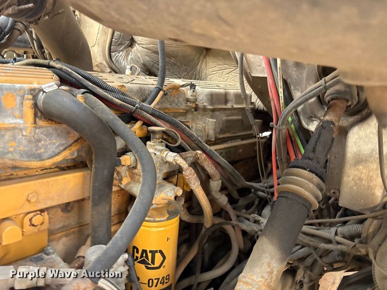 image for item FK1294 2004 Sterling L9500 vacuum truck